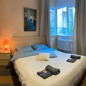 Opera 1 With Wifi & Tv Apartment Sofia